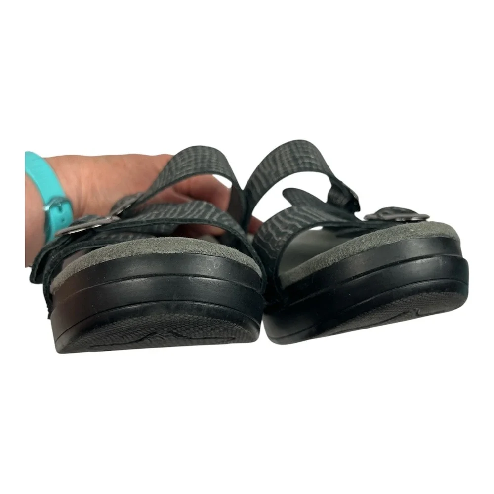 Dansko Excellent Used Sophie Slide Sandals Women 41/10.5 Pewter Metallic Wedge